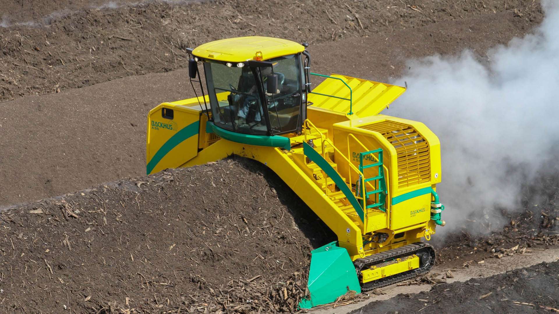 windrow-turners-to-ventilate-your-compost